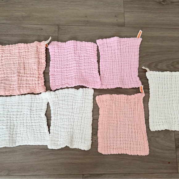 Assorted Muslin Cloth Set - Picture 2 of 2